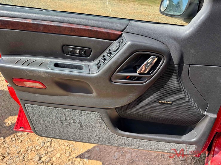 2000-jeep-grand-cherokee-limited-image-34