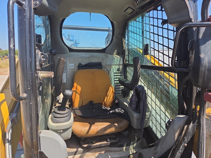 caterpillar-289c2-image-14