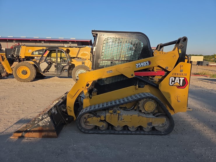 2021-caterpillar-259d3-image-1
