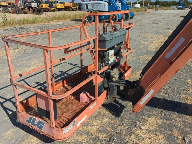 jlg-600aj-image-8