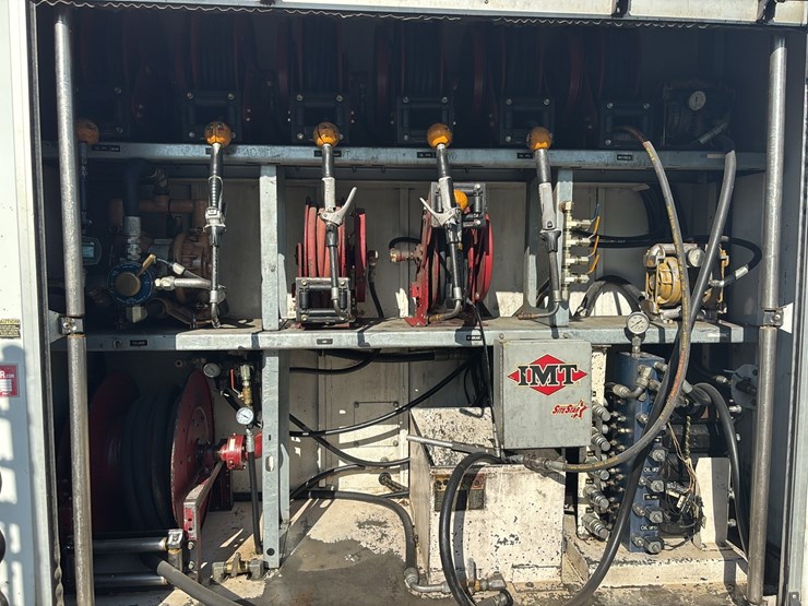 2007-sterling-l7500-image-8