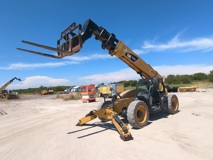 2019-caterpillar-tl1255-image-2