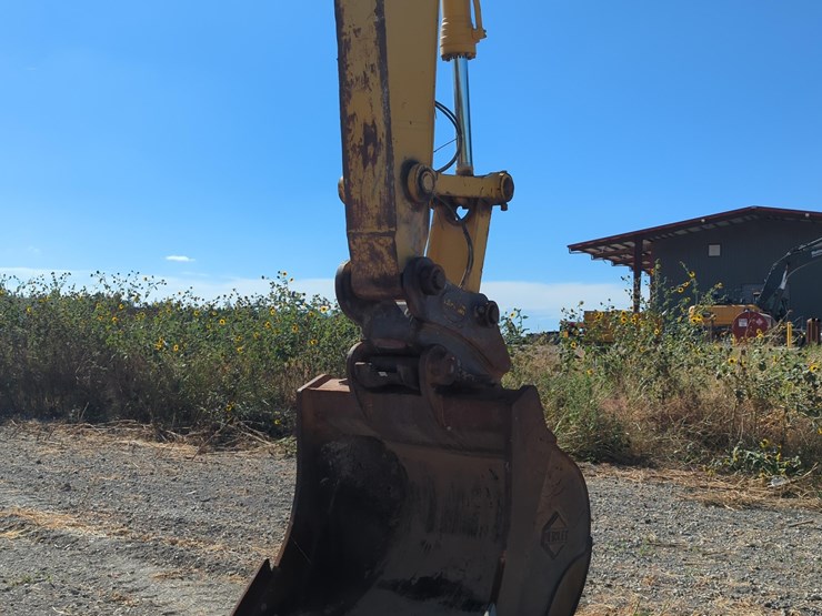 2022-komatsu-pc360-lc-11-image-8