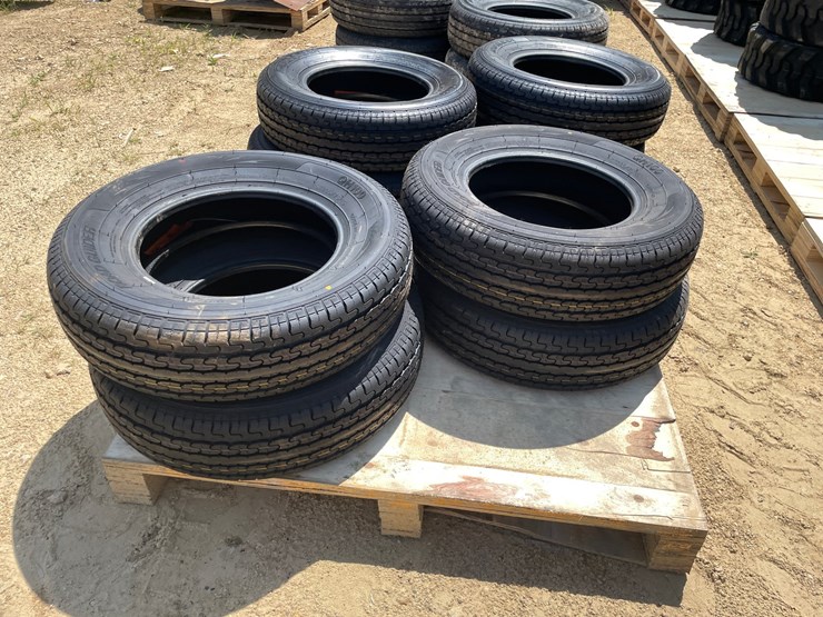 #2202-•-(4)-road-guider-qh100-st205/75r15-radial-trailer-tires-image-2