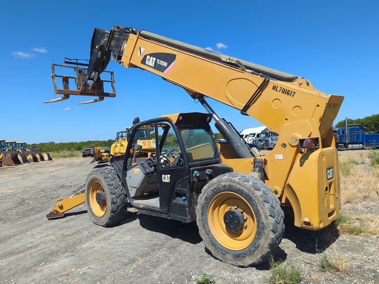 2019-caterpillar-tl1255d-image-5