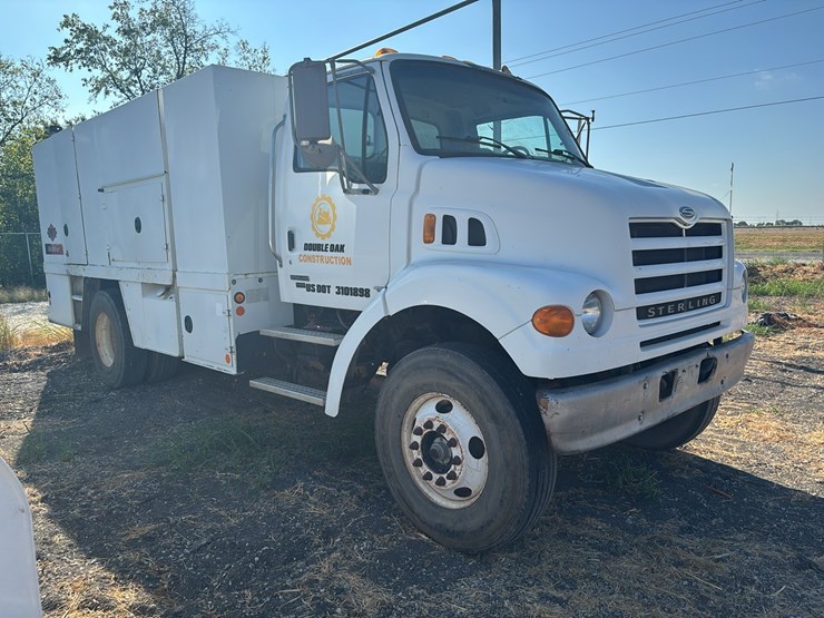 2007-sterling-l7500-image-2