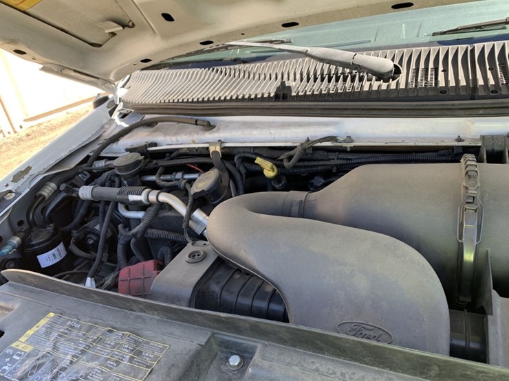 2016-ford-e450-image-5