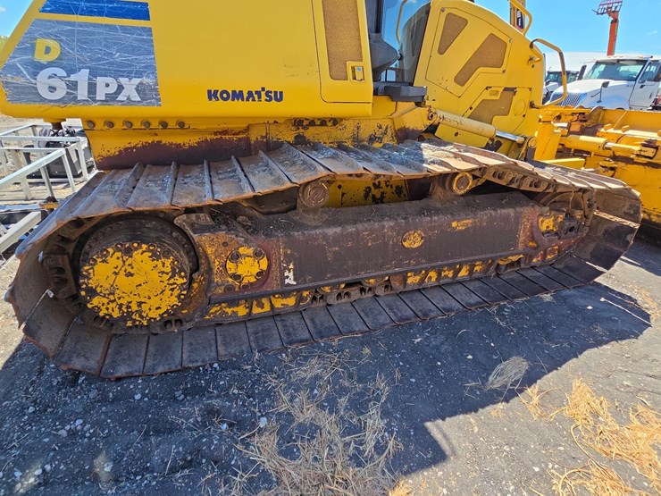 2017-komatsu-d61p-image-9