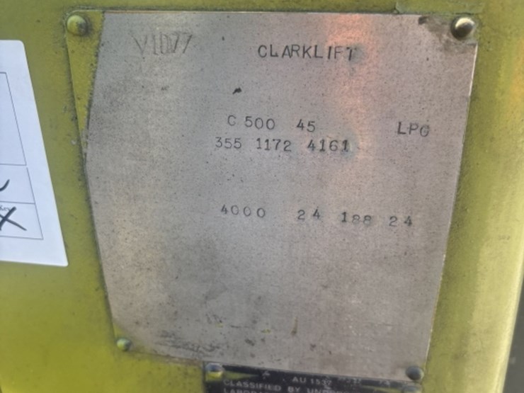 clark-c500-industrial-forklift,-image-13