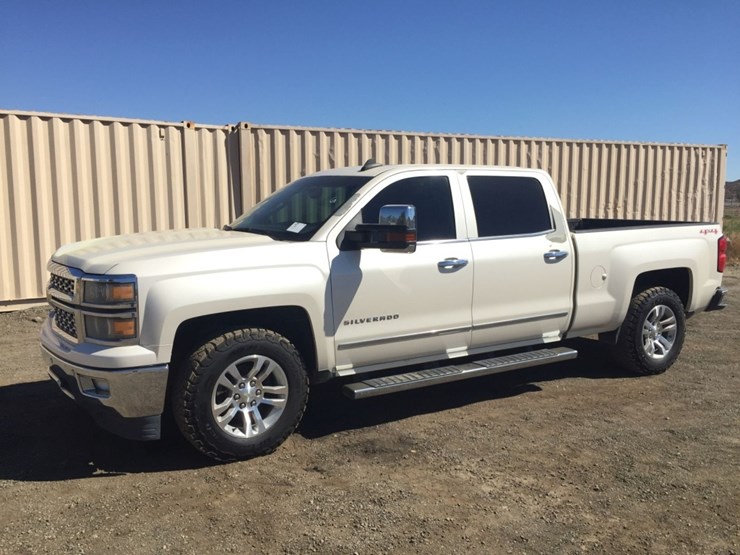 2015-chevrolet-silverado-ltz-crew-cab-pickup,-image-1
