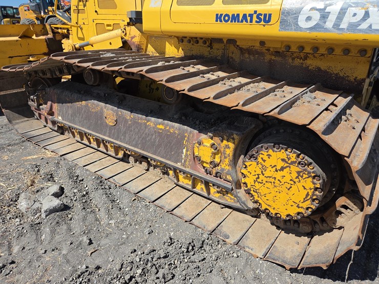 2017-komatsu-d61p-image-6