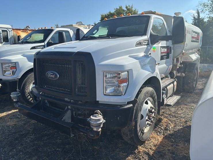 2024-ford-f750-image-1