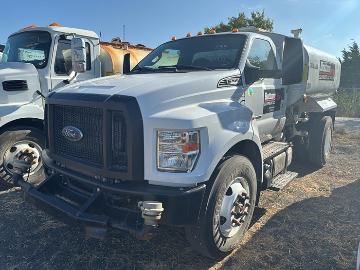 2024-ford-f750-image-1