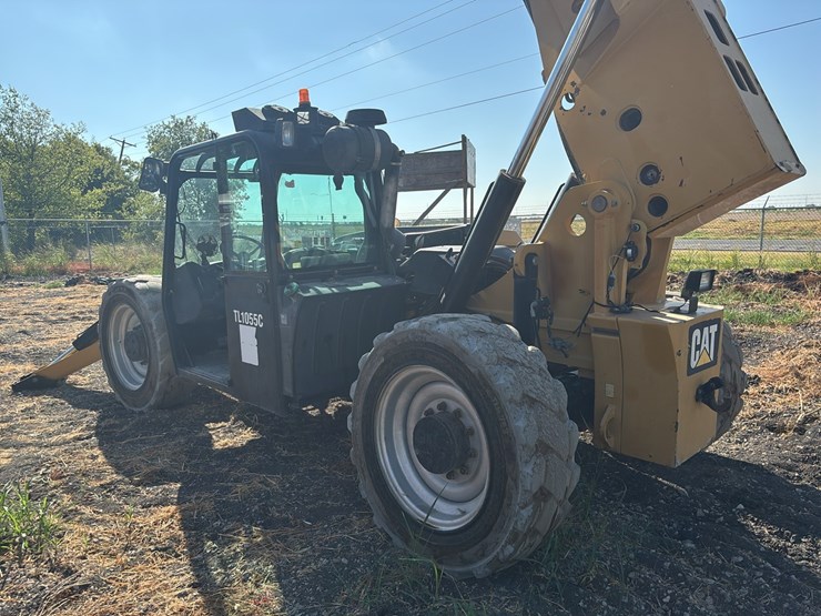 caterpillar-tl1055c-image-7