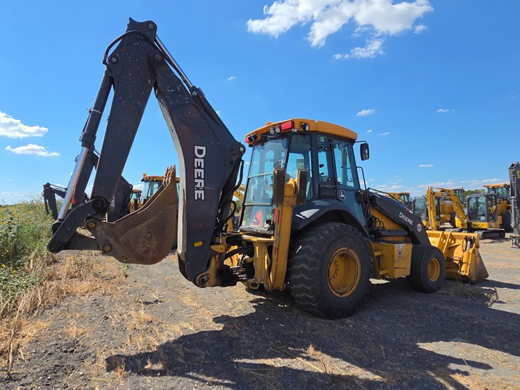 2021-deere-710l-image-4