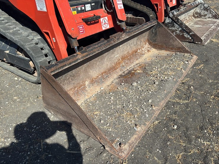 2023-kubota-svl75-2-image-9
