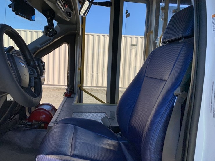 2019-ford-f550-xl-image-6