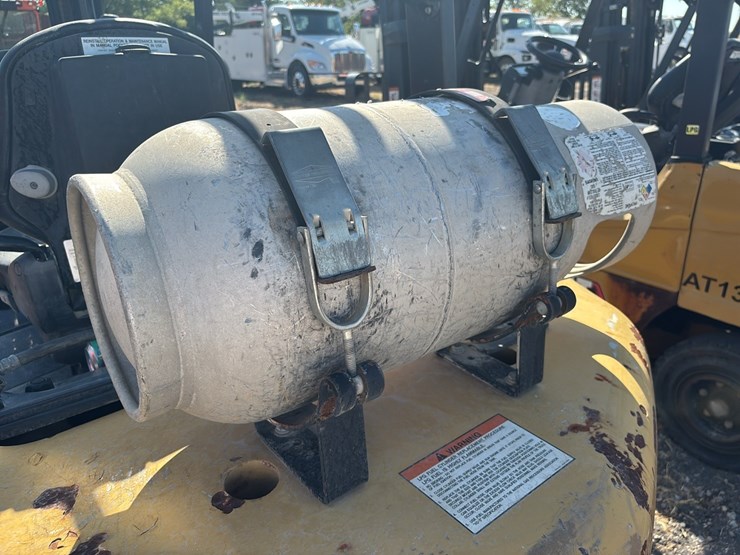 2022-caterpillar-gp25n5-image-6