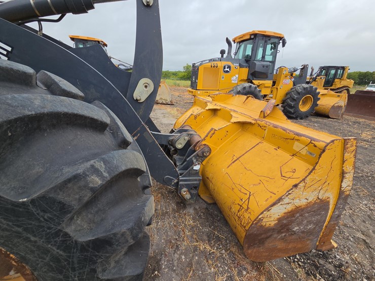 2021-deere-624p-image-9