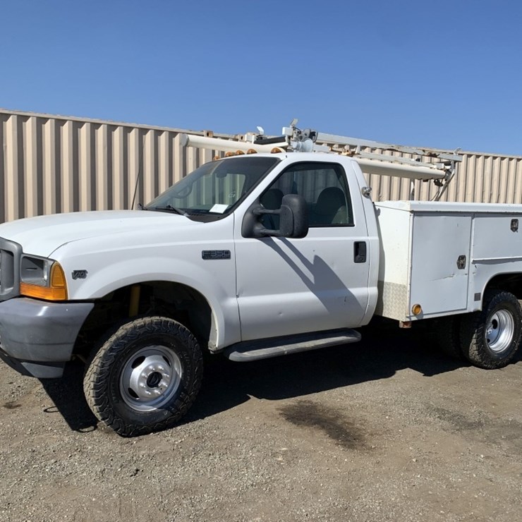 2001 FORD F350 XL