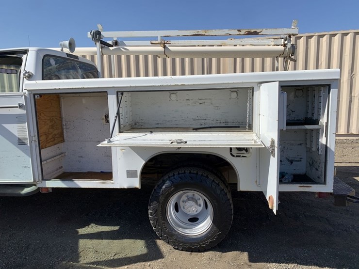 2001-ford-f350-xl-image-11