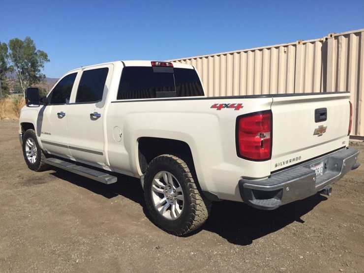 2015-chevrolet-silverado-ltz-crew-cab-pickup,-image-4