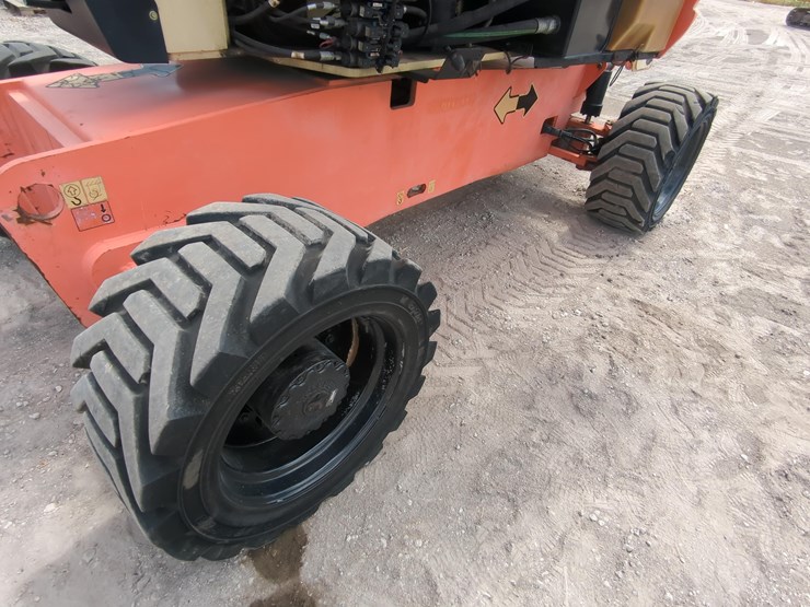 jlg-800aj-image-12