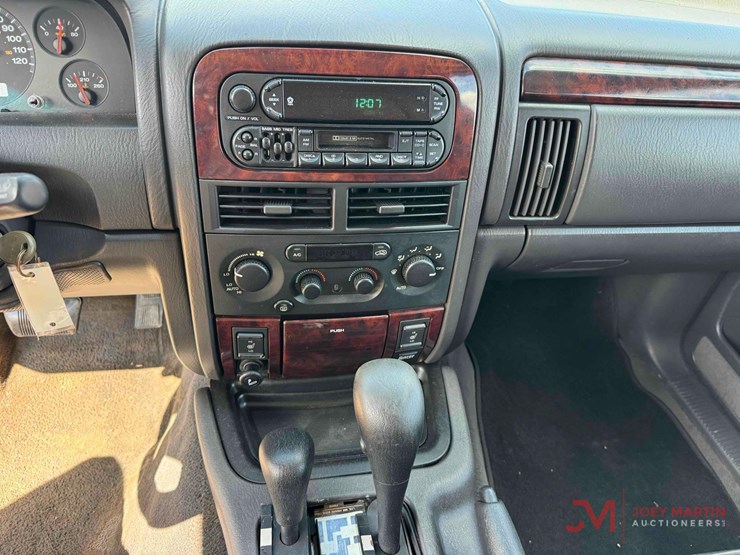 2000-jeep-grand-cherokee-limited-image-30