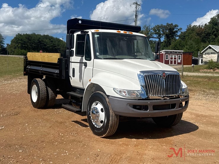international-durastar-4300-image-1