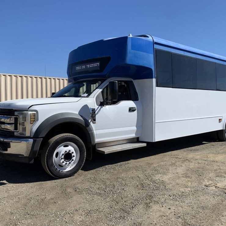 2019 FORD F550 XL
