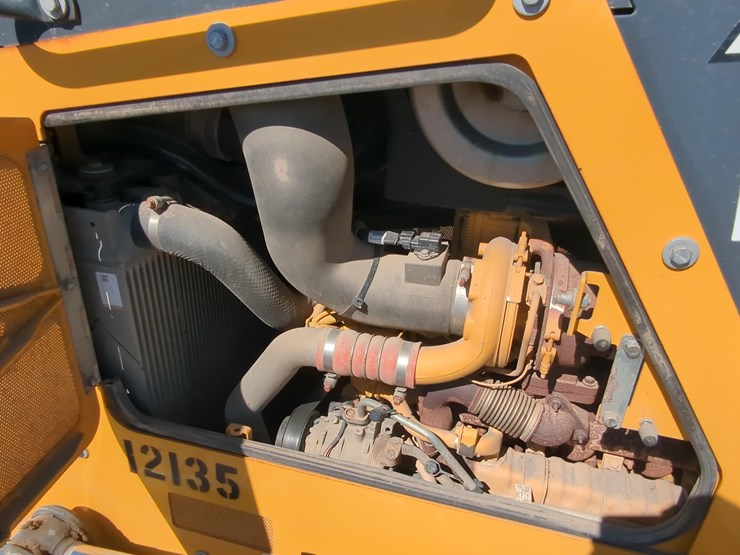 2025-deere-700l-lgp-image-17