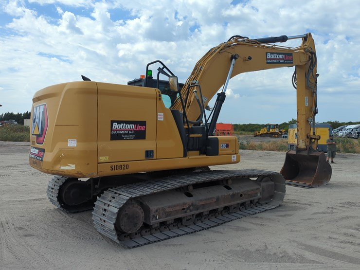 2020-caterpillar-320-image-5