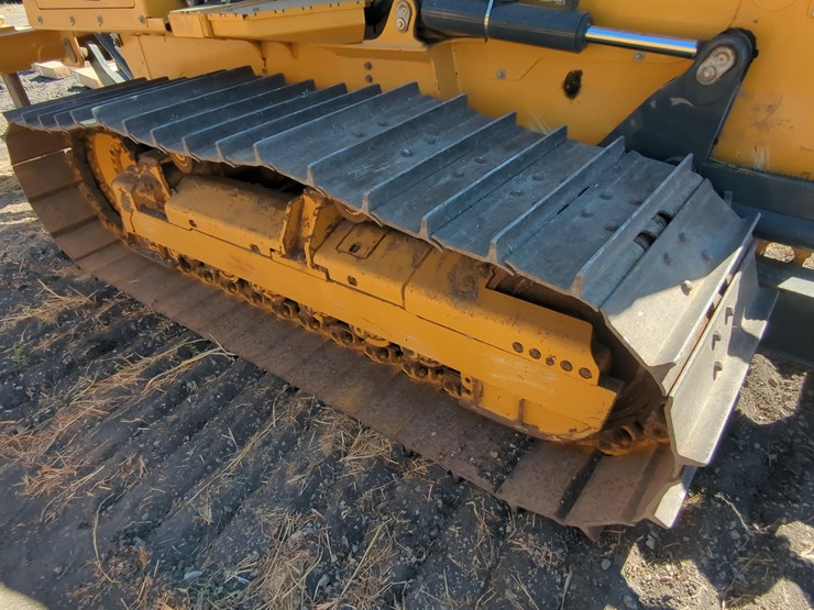 2025-deere-700l-lgp-image-12