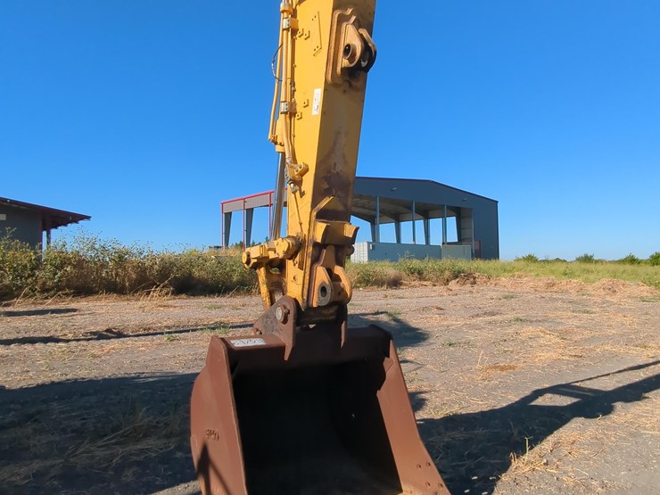 2023-kobelco-sk260-lc-11-image-7