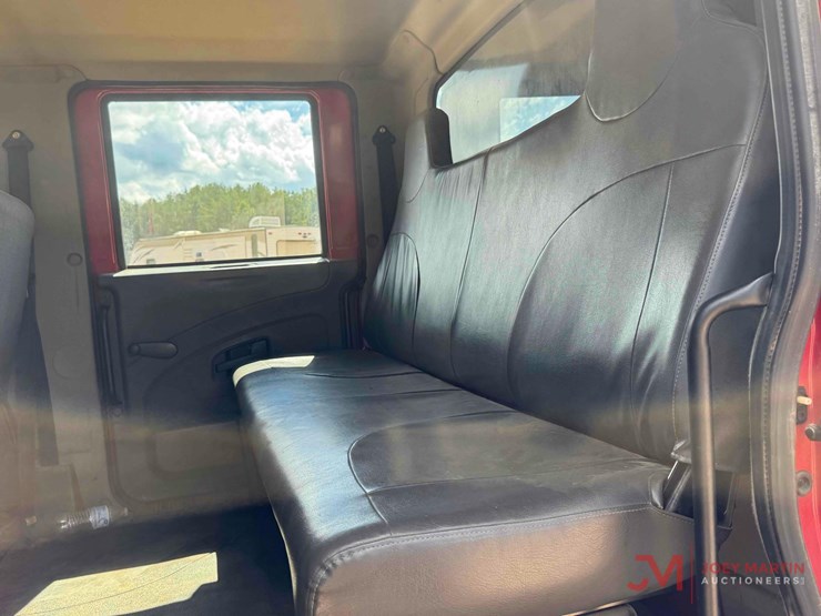 international-durastar-4300-image-17