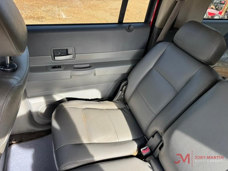 2004-dodge-durango-image-19