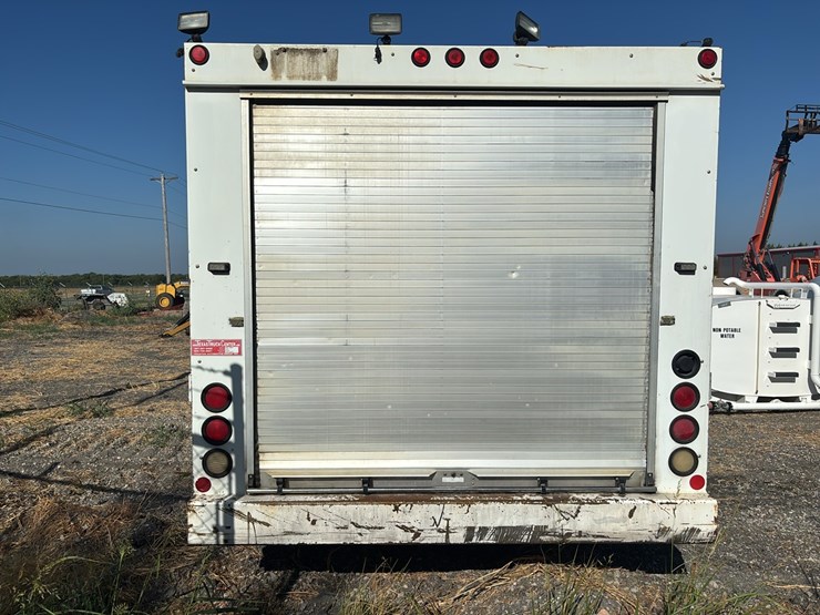 2007-sterling-l7500-image-4