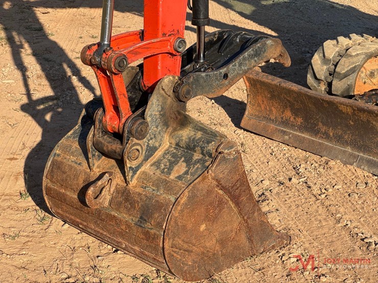 2019-kubota-kx057-4-image-18