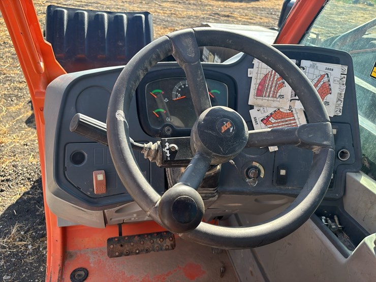 jlg-1055-image-14