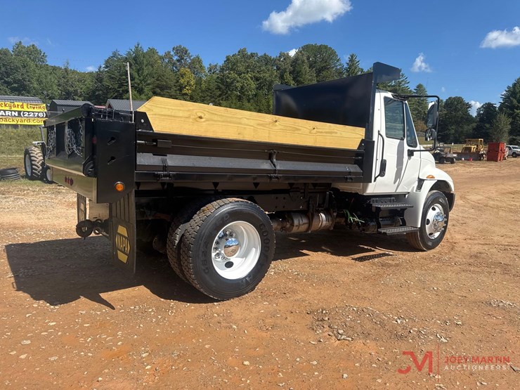 international-durastar-4300-image-4