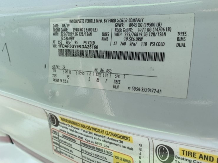 2019-ford-f550-xl-image-13