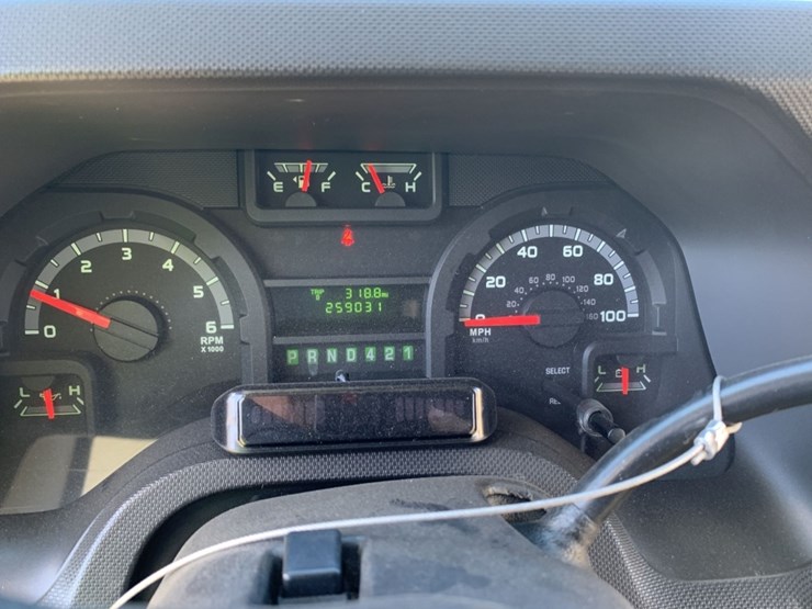 2016-ford-e450-image-7