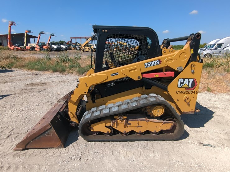 2022-caterpillar-259d3-image-1