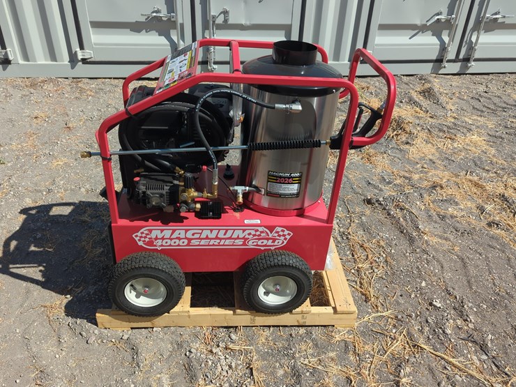 new-easy-kleen-magnum-gold-pressure-washer-image-1