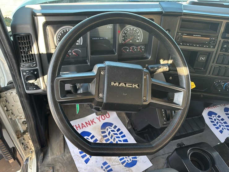 2023-mack-md642r-water-truck-sn:1m2mdaaaxps071901-image-19