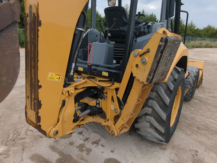 2023-caterpillar-416-image-8