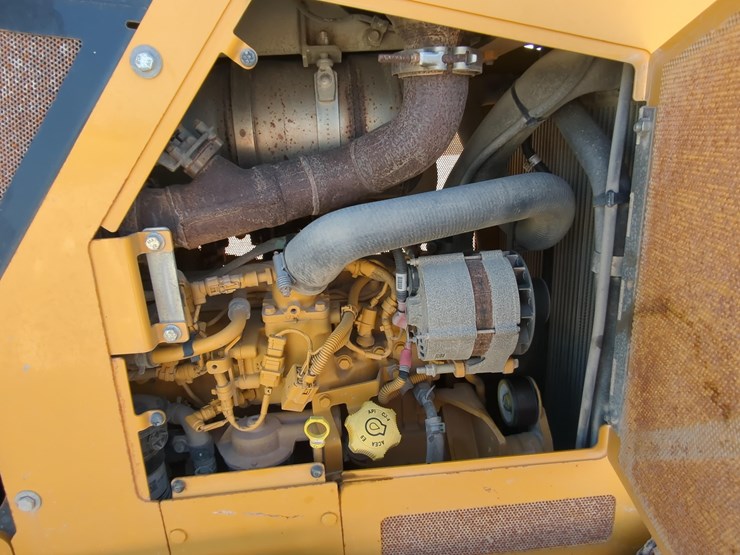 2024-deere-650-lgp-image-16