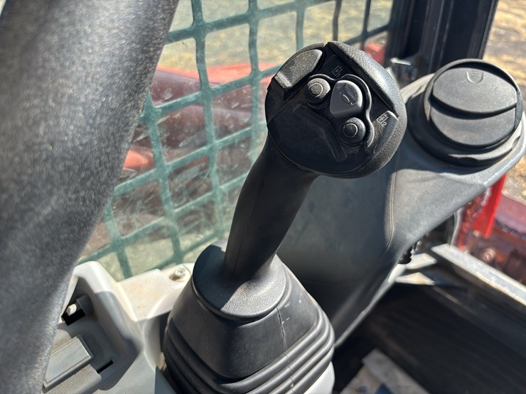 2023-kubota-svl75-2-image-20