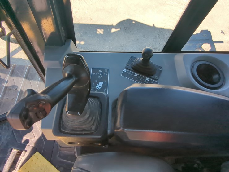 2024-deere-650-lgp-image-18