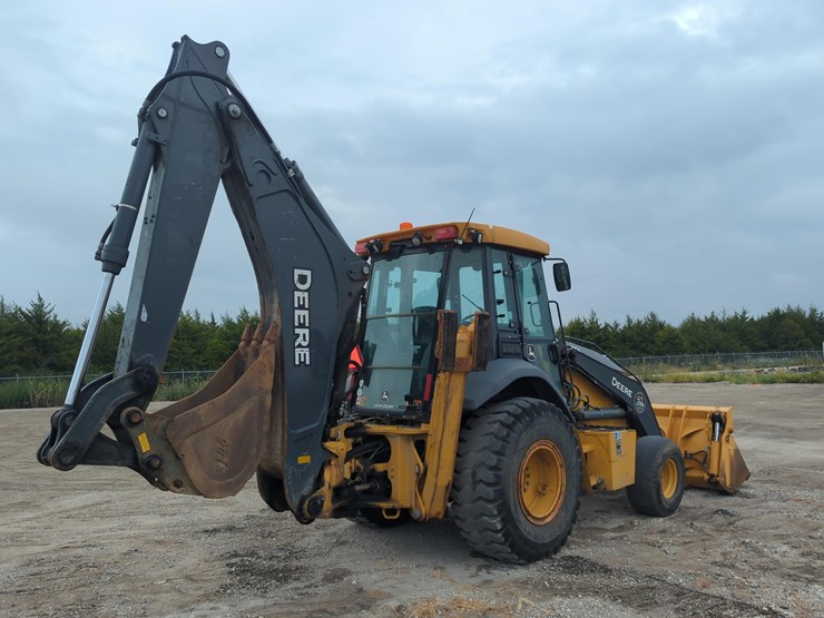 2021-deere-710l-image-4